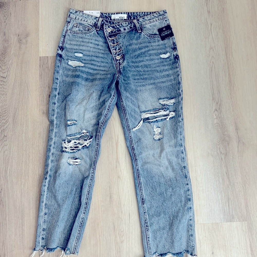 Women ripped jeans never worn